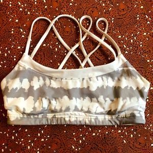 Women’s sports bra, size medium, Lucy brand, GUC